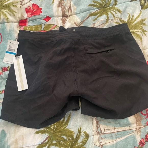 NWT O’Neill Board Shorts - Picture 3 of 4